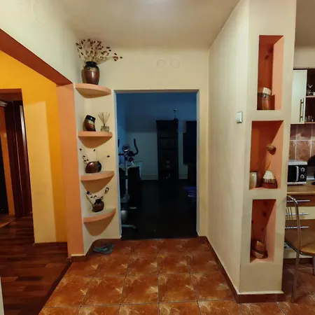 Cartier Brazda Apartment